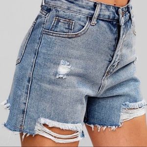 🐚🌊 Zaful Ripped Jean Shorts 🐚🌊